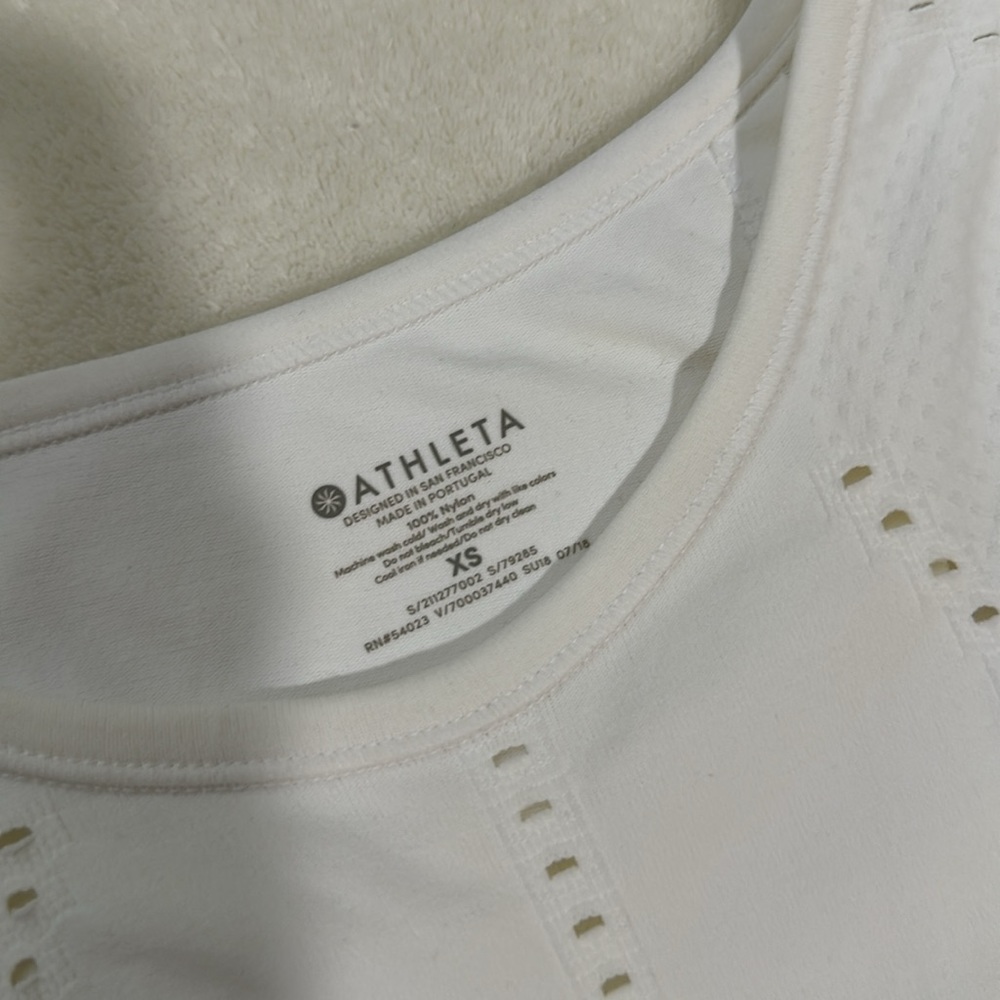 Athleta Womens Foothill Seamless Tank Size XSmall in White - Picture 9 of 9